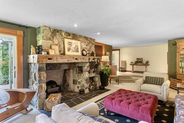 68255 Lilac Road, Lakeville, IN 46536