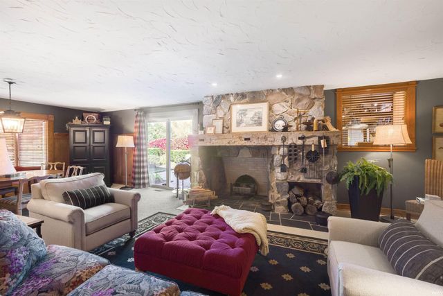 68255 Lilac Road, Lakeville, IN 46536