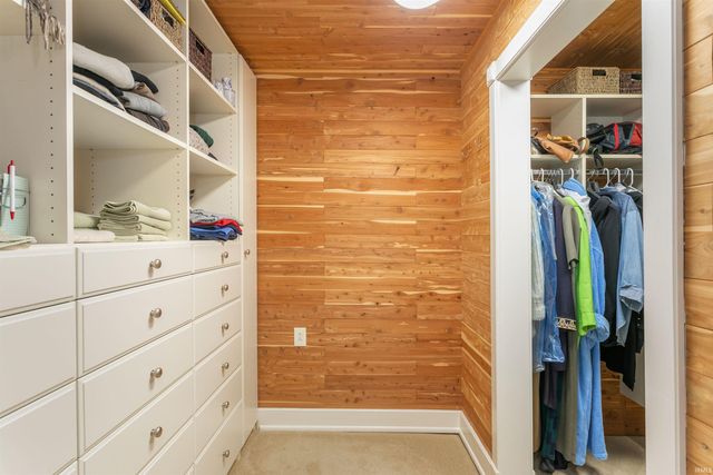 68255 Lilac Road, Lakeville, IN 46536