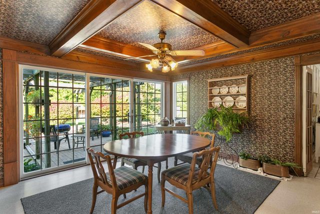 68255 Lilac Road, Lakeville, IN 46536