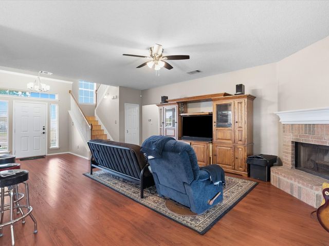 508 Road Runner Drive, Arlington, TX 76002