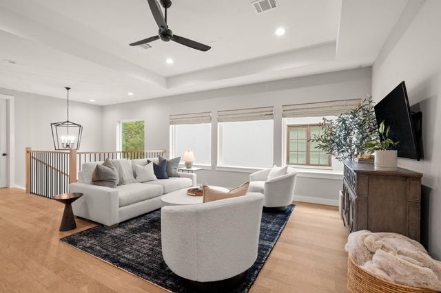2610 Centenary Street, West University Place, TX 77005