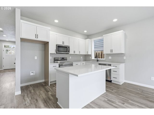 3159 Ne 117th Ave, Portland, OR 97220