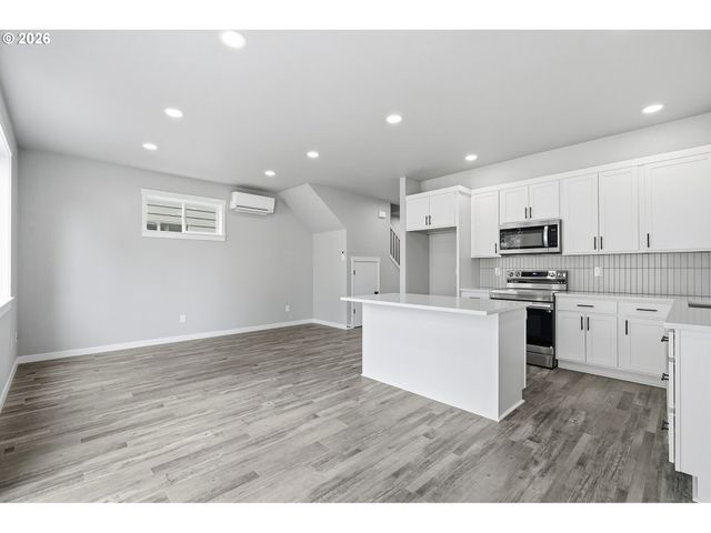 3159 Ne 117th Ave, Portland, OR 97220