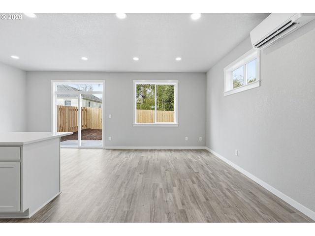 3159 Ne 117th Ave, Portland, OR 97220