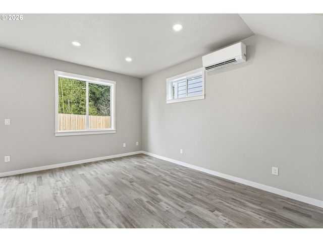 3159 Ne 117th Ave, Portland, OR 97220