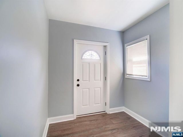37 Philip Place, Irvington, NJ 07111