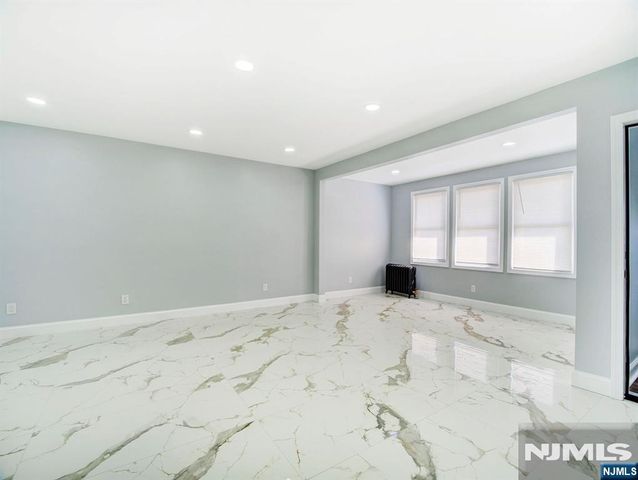37 Philip Place, Irvington, NJ 07111