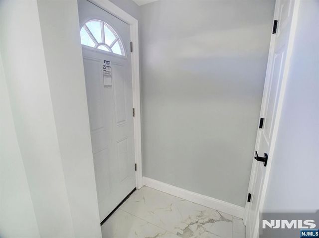 37 Philip Place, Irvington, NJ 07111