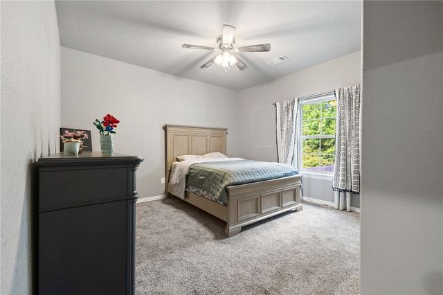 2304 Vail Drive, Van Buren, AR 72956