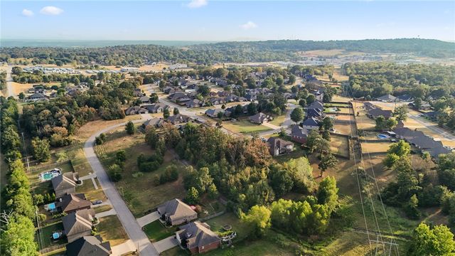 2304 Vail Drive, Van Buren, AR 72956