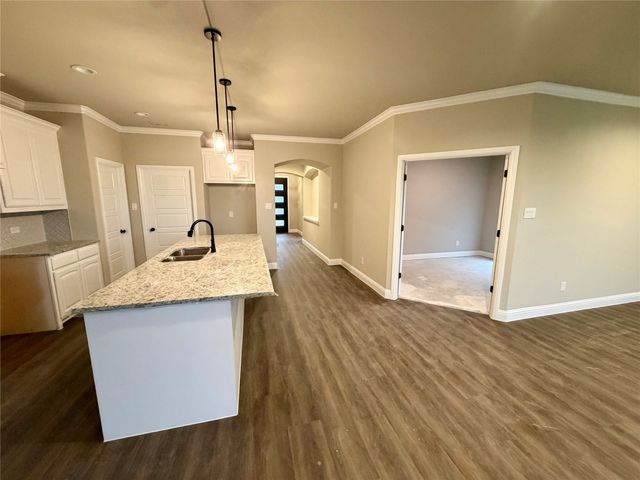 1045 Nighthawk Trail, Alvarado, TX 76009