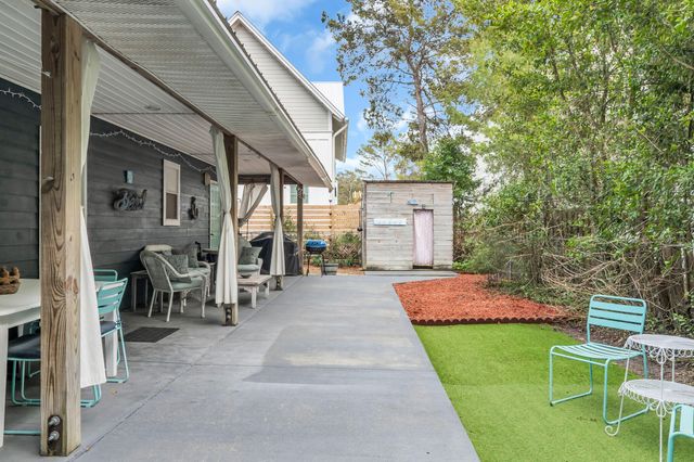 44 Vicki Street, Santa Rosa Beach, FL 32459