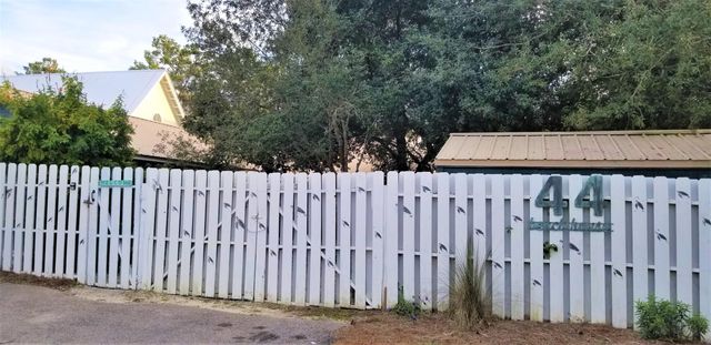 44 Vicki Street, Santa Rosa Beach, FL 32459