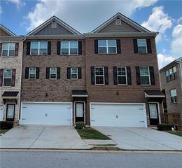 2136 Post Glove Road, Snellville, GA 30078