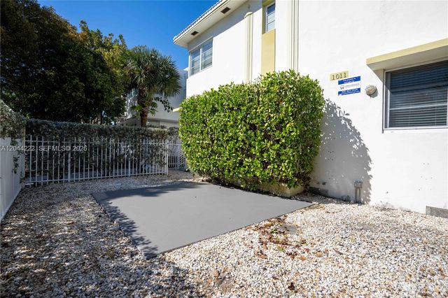 1011 Bay Drive 106, Miami Beach, FL 33141
