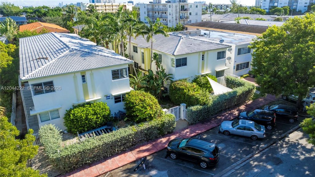 1011 Bay Drive 106, Miami Beach, FL 33141