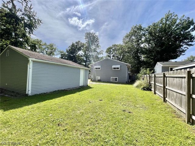 4885 Lear Nagle Road, North Ridgeville, OH 44039