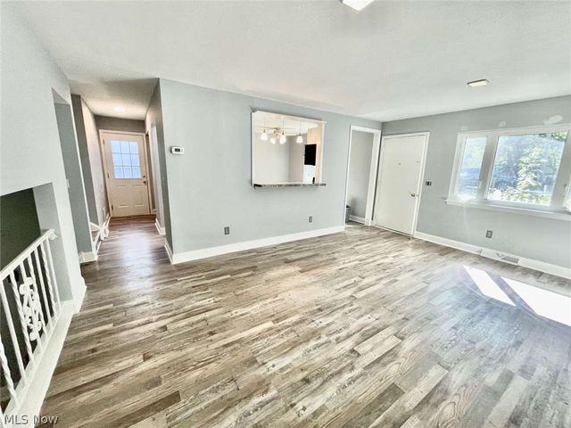4885 Lear Nagle Road, North Ridgeville, OH 44039