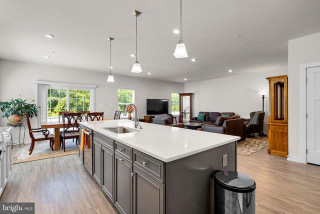 2569 SKEETER CT, Waldorf, MD 20603