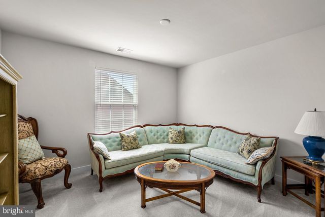 2569 SKEETER CT, Waldorf, MD 20603