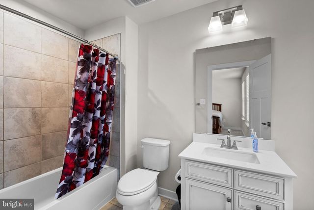 2569 SKEETER CT, Waldorf, MD 20603