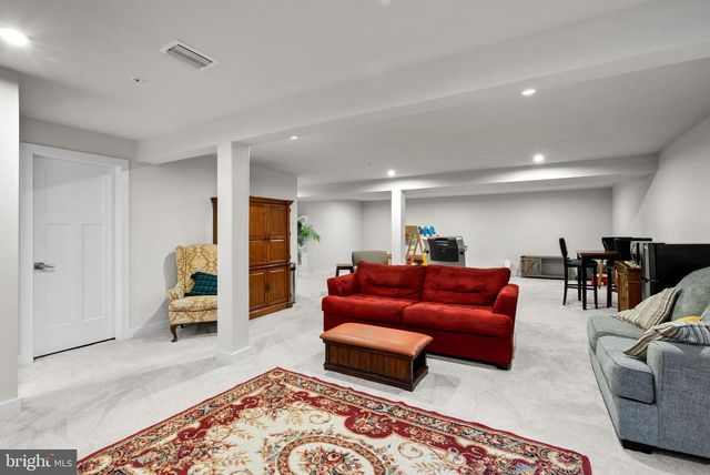 2569 SKEETER CT, Waldorf, MD 20603