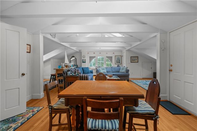 718 Bellevue Avenue 5, Newport, RI 02840