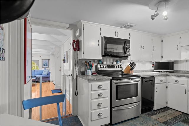 718 Bellevue Avenue 5, Newport, RI 02840