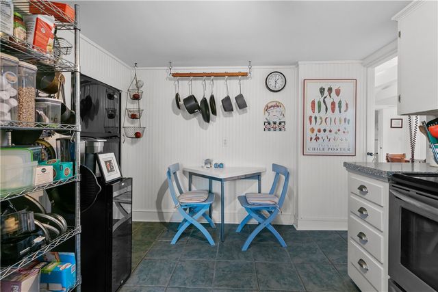 718 Bellevue Avenue 5, Newport, RI 02840