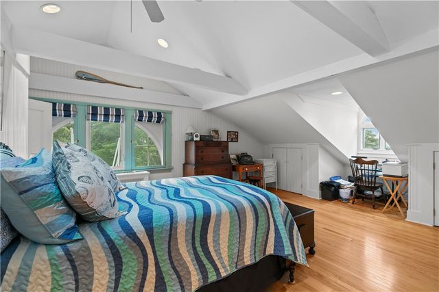 718 Bellevue Avenue 5, Newport, RI 02840