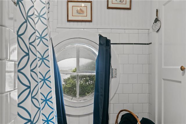 718 Bellevue Avenue 5, Newport, RI 02840