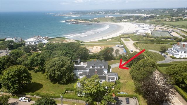 718 Bellevue Avenue 5, Newport, RI 02840