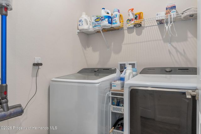 10353 Fieldstone Myrtle Way, San Antonio, FL 33576