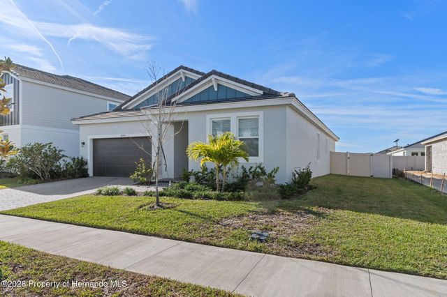 10353 Fieldstone Myrtle Way, San Antonio, FL 33576