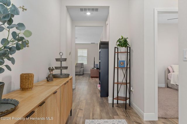 10353 Fieldstone Myrtle Way, San Antonio, FL 33576