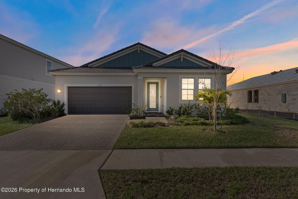 10353 Fieldstone Myrtle Way, San Antonio, FL 33576