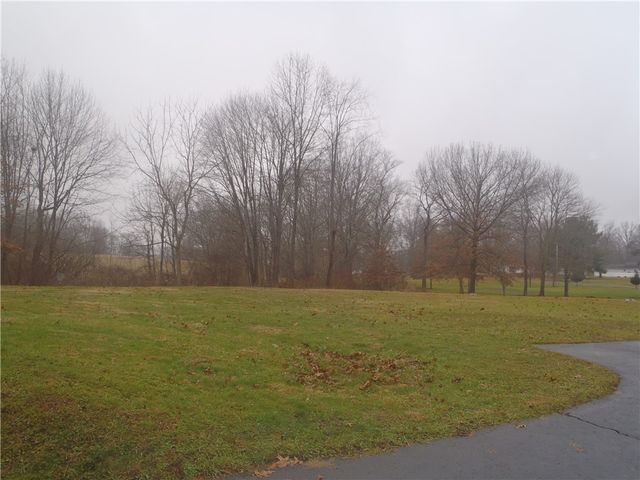 2614 Old Pittsburgh, Shenango Twp, PA 16101