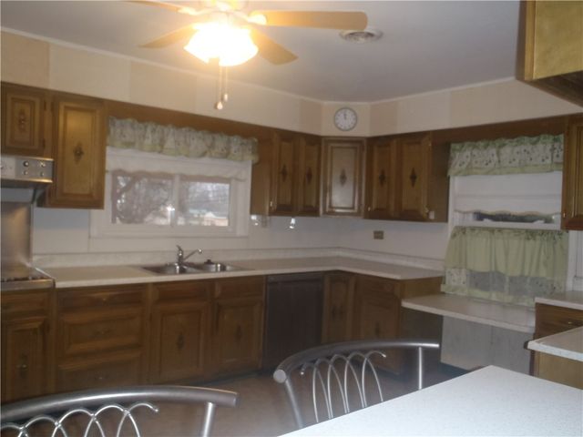 2614 Old Pittsburgh, Shenango Twp, PA 16101