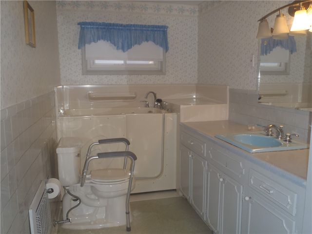 2614 Old Pittsburgh, Shenango Twp, PA 16101