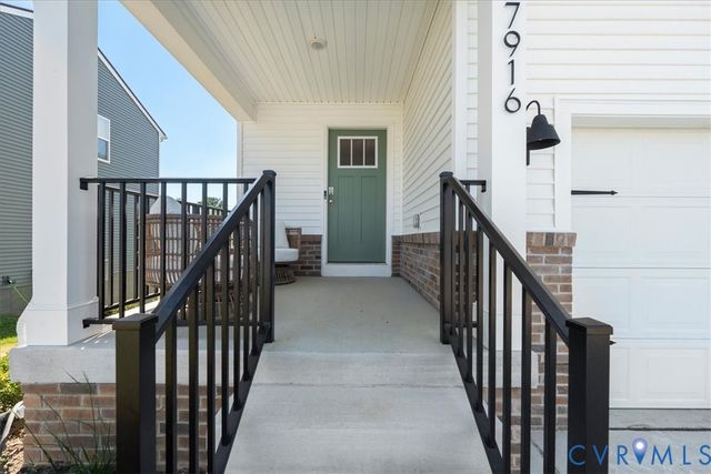 7916 Arbor Marsh Ter, New Kent, VA 23141