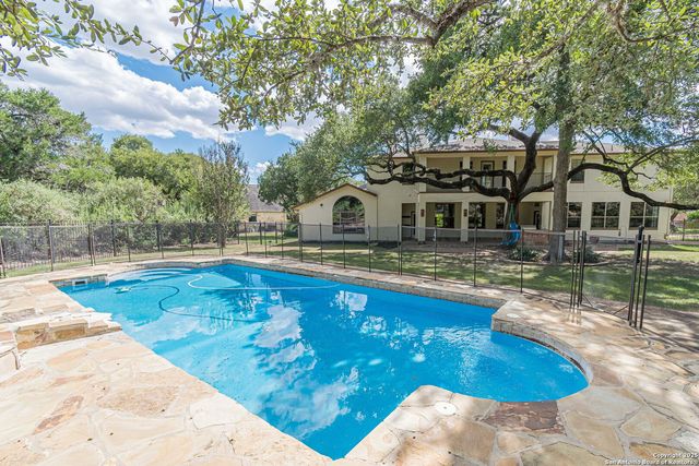 8823 Timmermann Cove, San Antonio, TX 78266