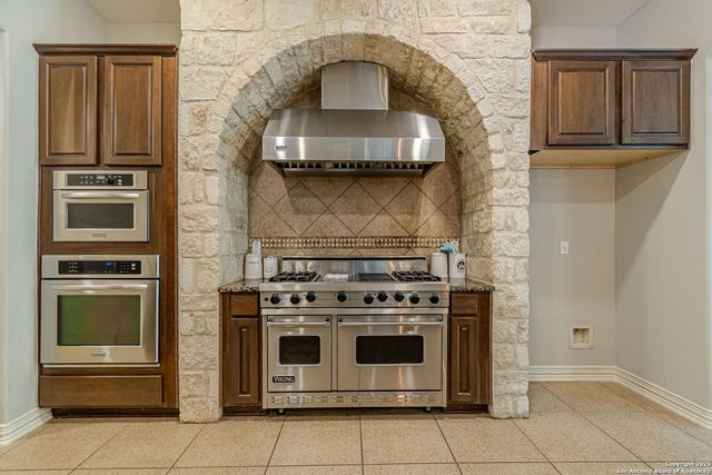 8823 Timmermann Cove, San Antonio, TX 78266