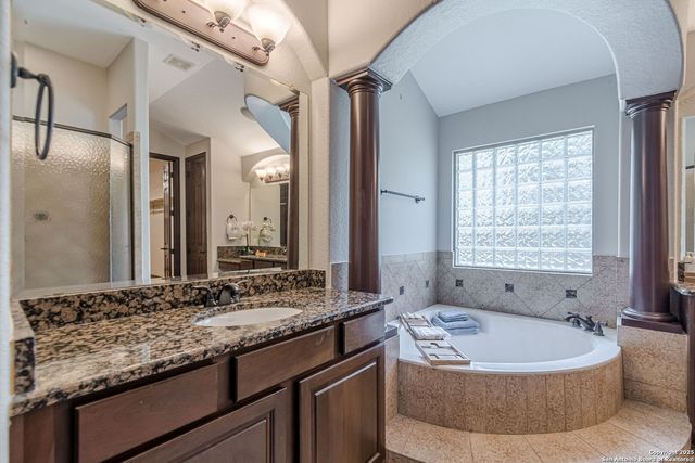 8823 Timmermann Cove, San Antonio, TX 78266