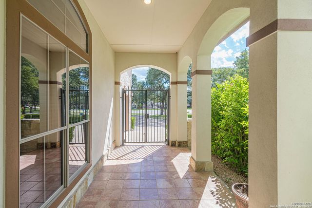 8823 Timmermann Cove, San Antonio, TX 78266