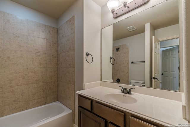 8823 Timmermann Cove, San Antonio, TX 78266