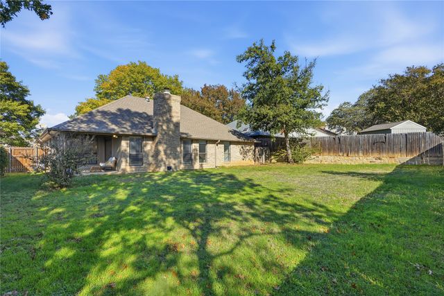 6716 Inwood Drive, North Richland Hills, TX 76182