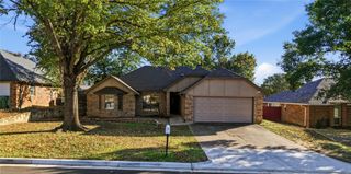 6716 Inwood Drive, North Richland Hills, TX 76182
