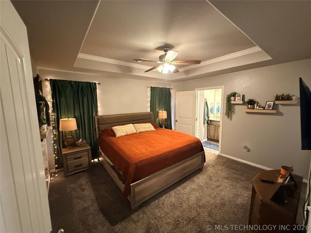 114 Lake Meadow Loop Drive, Durant, OK 74701