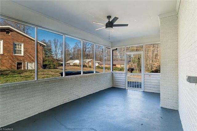 5038 Longbrook Circle, Winston-salem, NC 27105